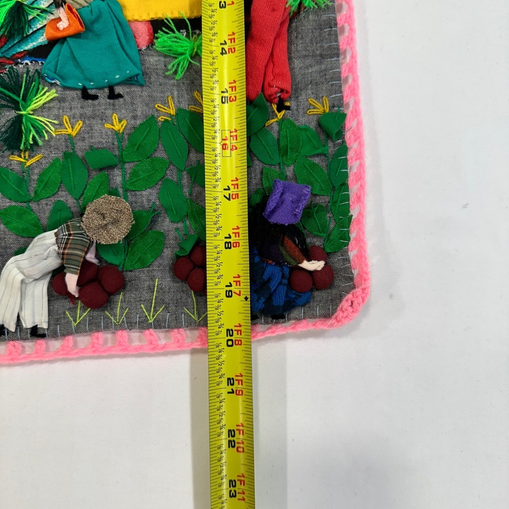 Vintage Peruvian Arpillera Cosecha Wall Hanging 20x20 Multicolor 3D Folk Art - Picture 10 of 11